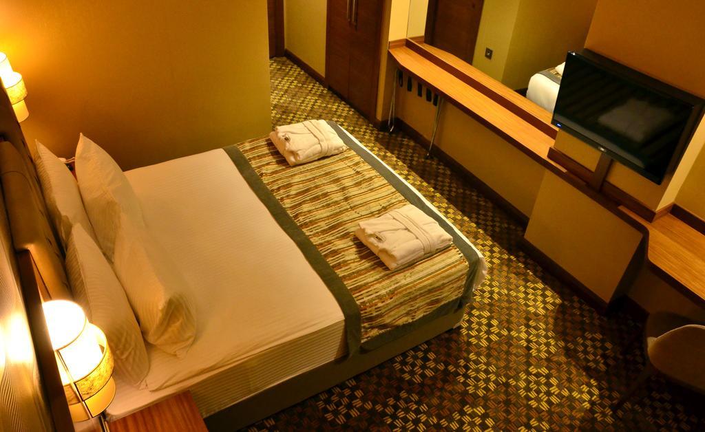 Adranos Hotel Bursa Buitenkant foto