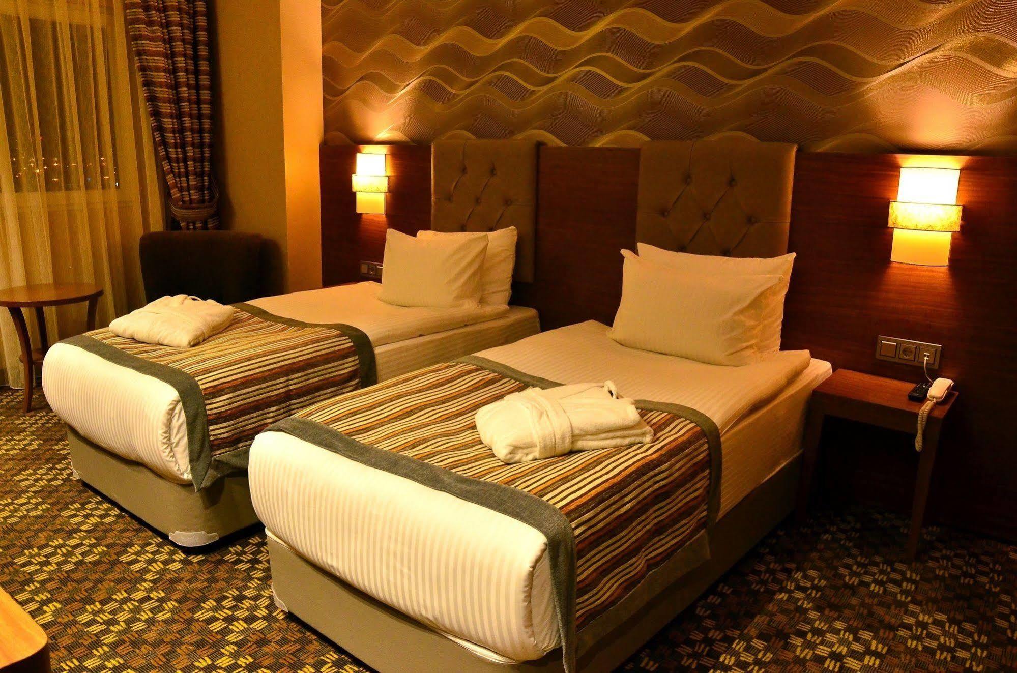 Adranos Hotel Bursa Buitenkant foto